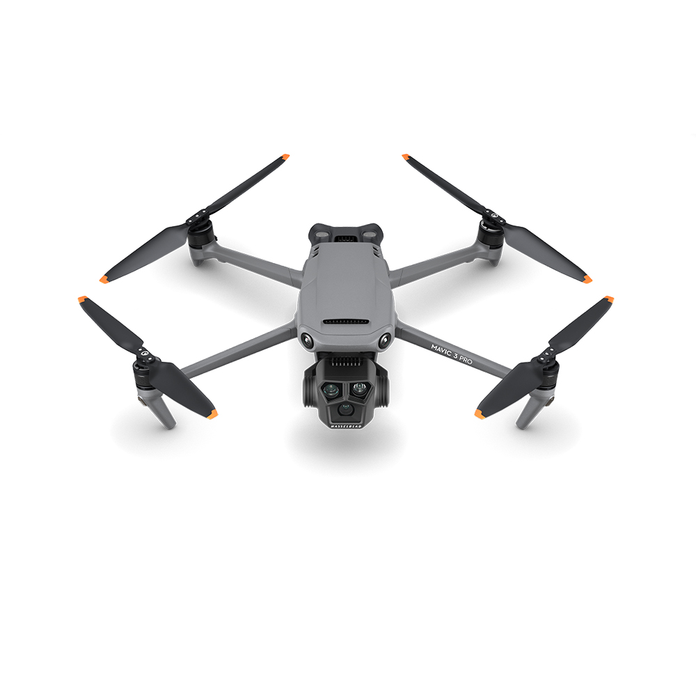 DJI Mavic 3 Pro Fly More Combo  (DJI RC)